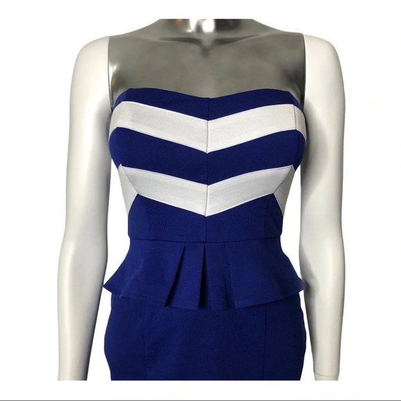 🛍️3/$40 Forever 21 Blue Strapless Dress Size Small - Picture 6 of 6